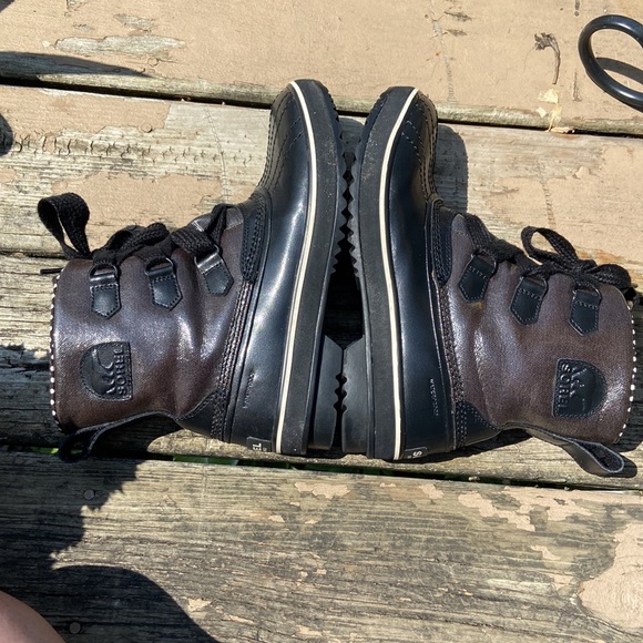 Sorel Tivoli Rain Boots Women’s Sz 8 Blk/Brwn Gently Used-Nice Ready For Fall! - Picture 8 of 17